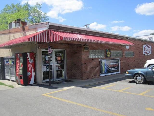 supervalu wyoming | meal takeaway | 106 N 6th St, Wyoming, IL 61491, USA | 3096954011 OR +1 309-695-4011
