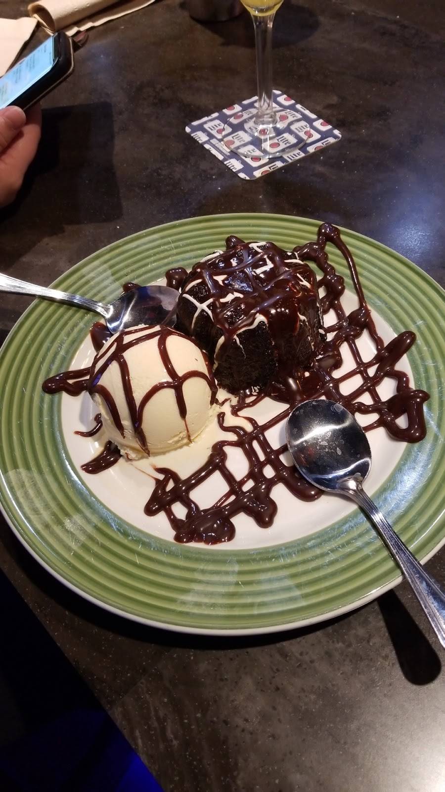 Applebees Grill + Bar | restaurant | 14830 Manchester Rd, Ballwin, MO 63011, USA | 6362070801 OR +1 636-207-0801