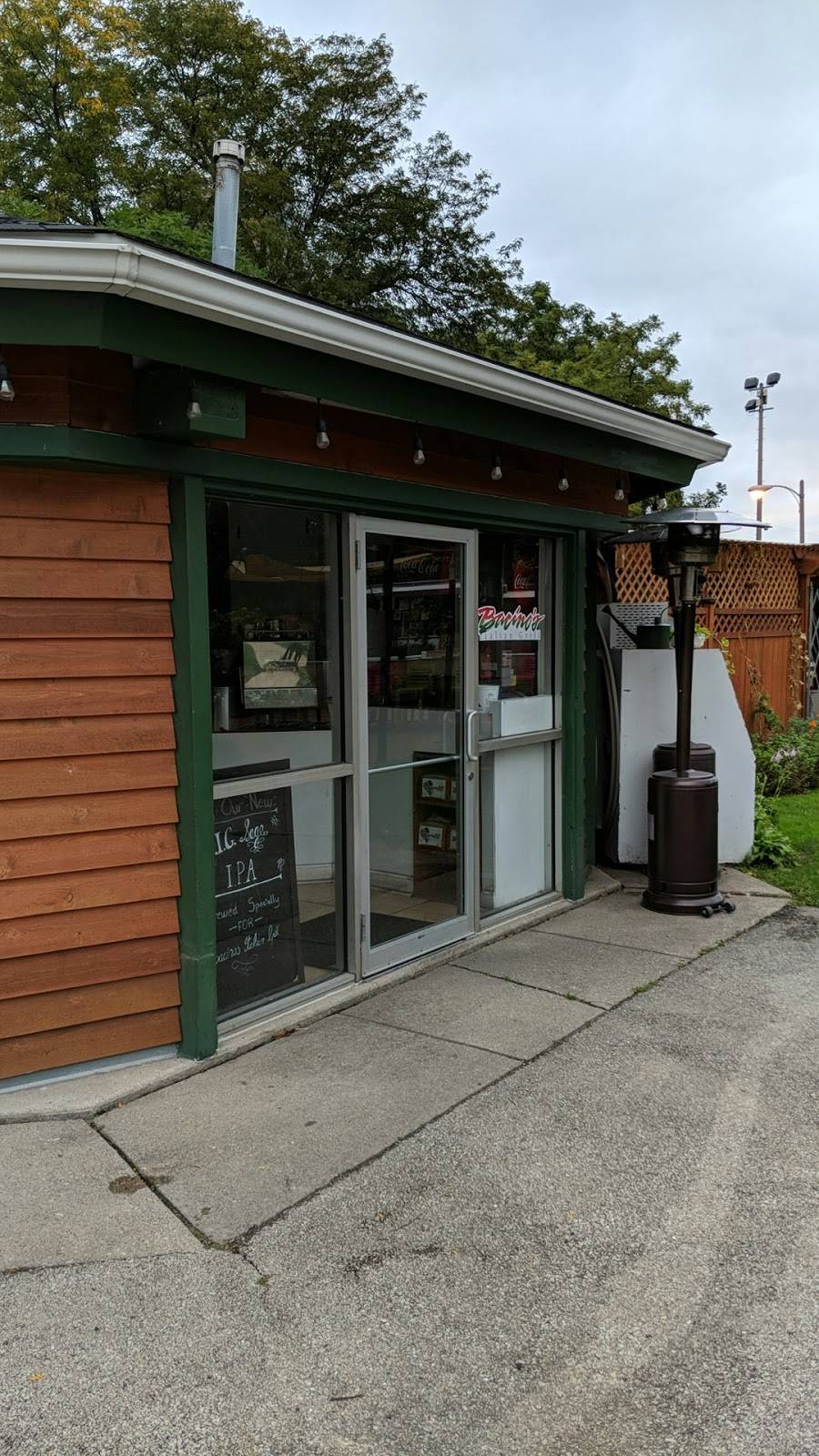 Bacinos Italian Grill | restaurant | 248 W Diversey Pkwy, Chicago, IL 60657, USA | 7738809633 OR +1 773-880-9633