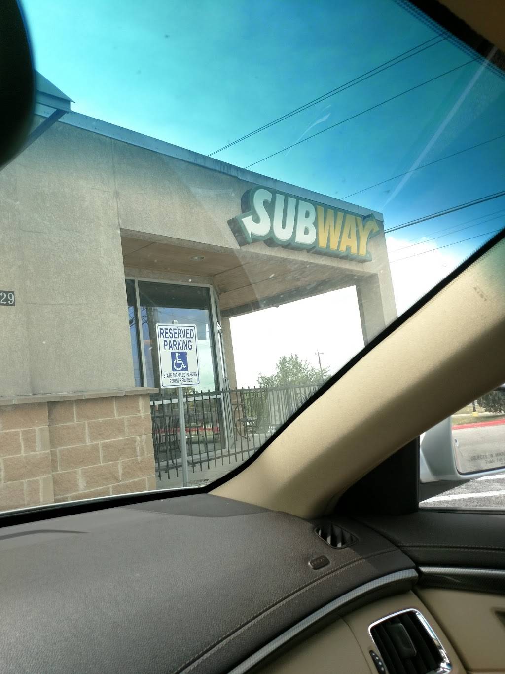Subway Restaurants | restaurant | 5429 US Hwy 87 E, San Antonio, TX 78222, USA | 2106487040 OR +1 210-648-7040