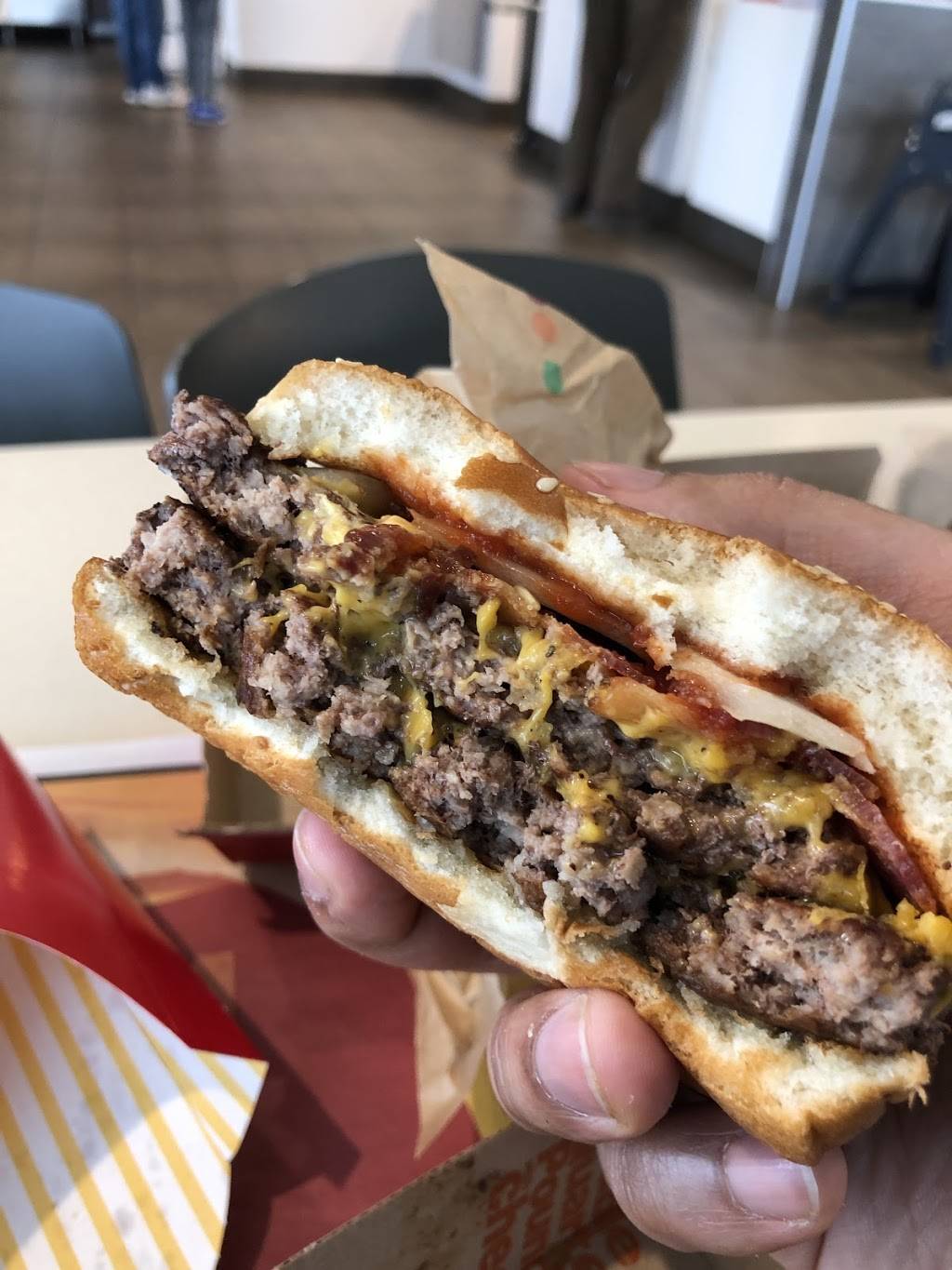 McDonalds | cafe | 715 Tinkling Spring Rd, Fishersville, VA 22939, USA | 5403370420 OR +1 540-337-0420