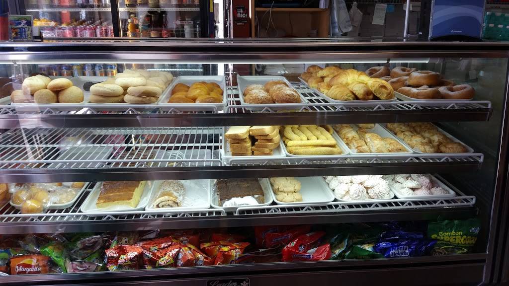 Mi Pueblo Restaurant & Bakery 2 | restaurant | 2813, 3837 Main St, Bridgeport, CT 06606, USA | 2036901412 OR +1 203-690-1412