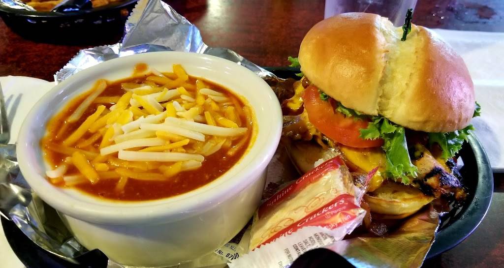 Bummies Pub & Grub | restaurant | 155 N Cedar St, Newark, OH 43055, USA | 7409154365 OR +1 740-915-4365