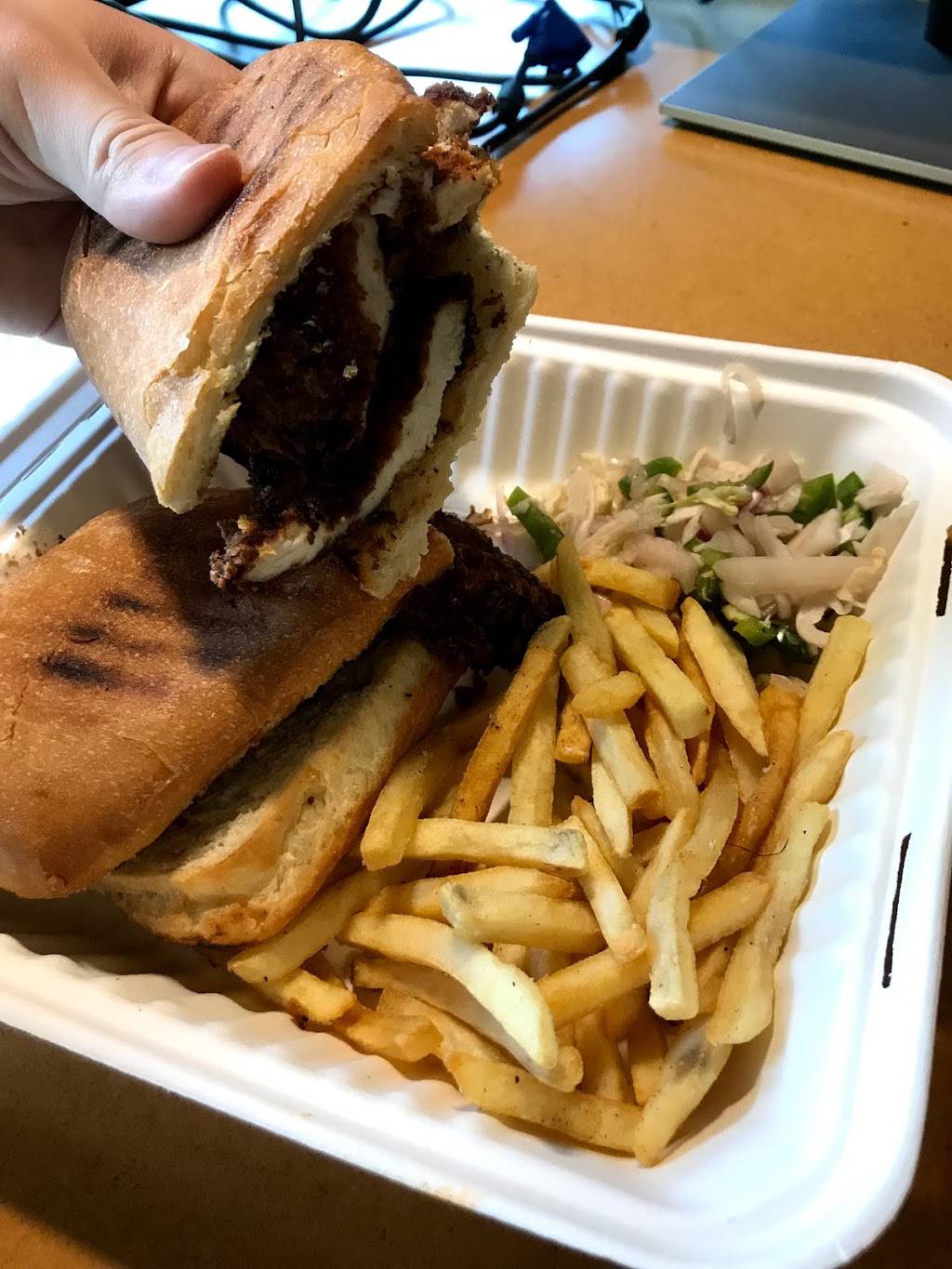 Rays | restaurant | 750 Escondido Rd, Stanford, CA 94305, USA | 6507247851 OR +1 650-724-7851