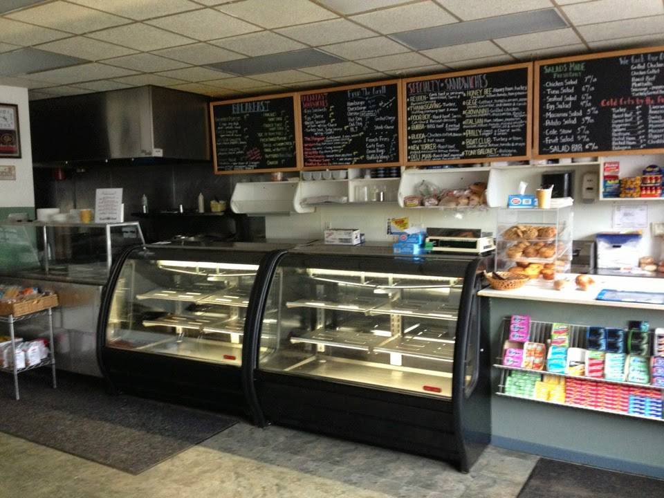 Mikes Deli | meal takeaway | 194 East Ave, Norwalk, CT 06855, USA | 2038663772 OR +1 203-866-3772