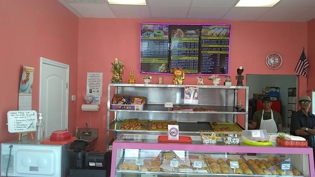 Sunshine Donuts | restaurant | 9825 Jones Rd, Houston, TX 77065, USA | 8326889539 OR +1 832-688-9539