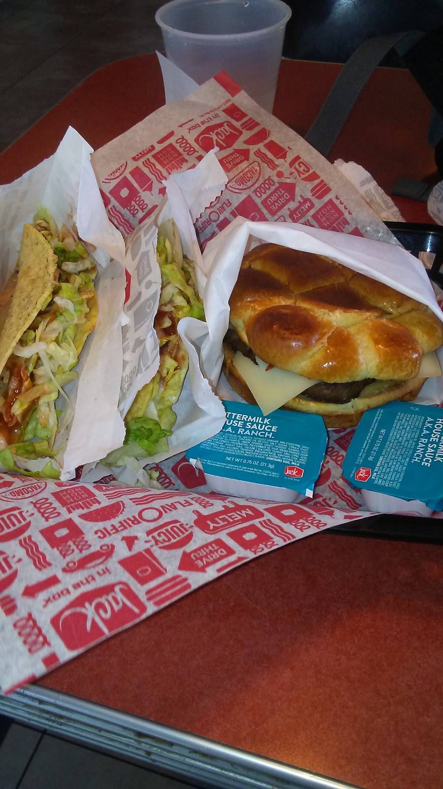 Jack in the Box | restaurant | 440 E Southern Ave, Mesa, AZ 85204, USA | 4809621938 OR +1 480-962-1938