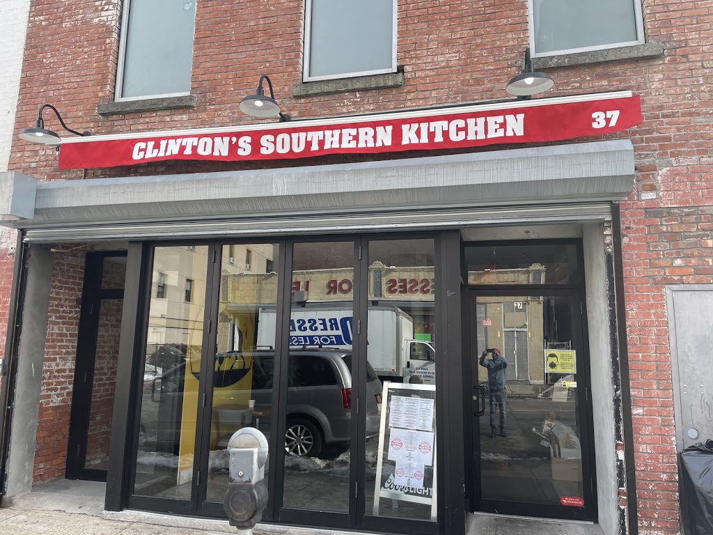 Clintons Southern Kitchen | restaurant | 37 S 5th Ave, Mt Vernon, NY 10550, USA | 9143633548 OR +1 914-363-3548