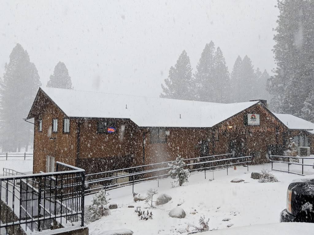 The Mountain Grille | restaurant | 26510 Fairway Dr, Pioneer, CA 95666, USA | 2092958808 OR +1 209-295-8808