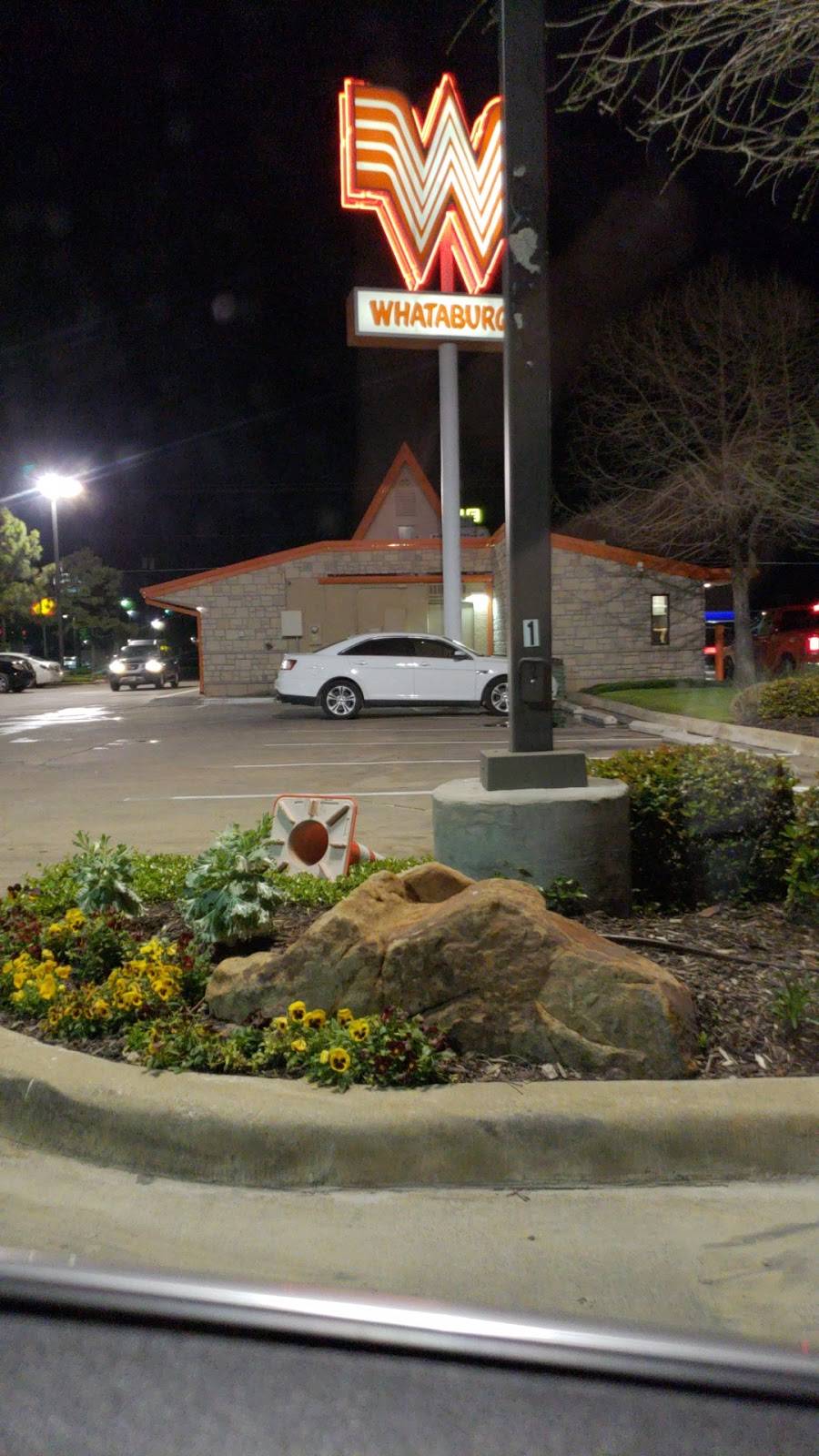 Whataburger | restaurant | 1726 Military Pkwy, Mesquite, TX 75149, USA | 9722899263 OR +1 972-289-9263