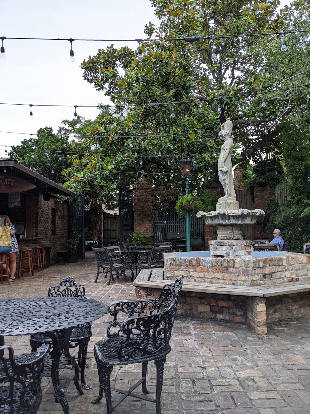 Seville Quarter | restaurant | 130 E Government St, Pensacola, FL 32502, USA | 8504346211 OR +1 850-434-6211