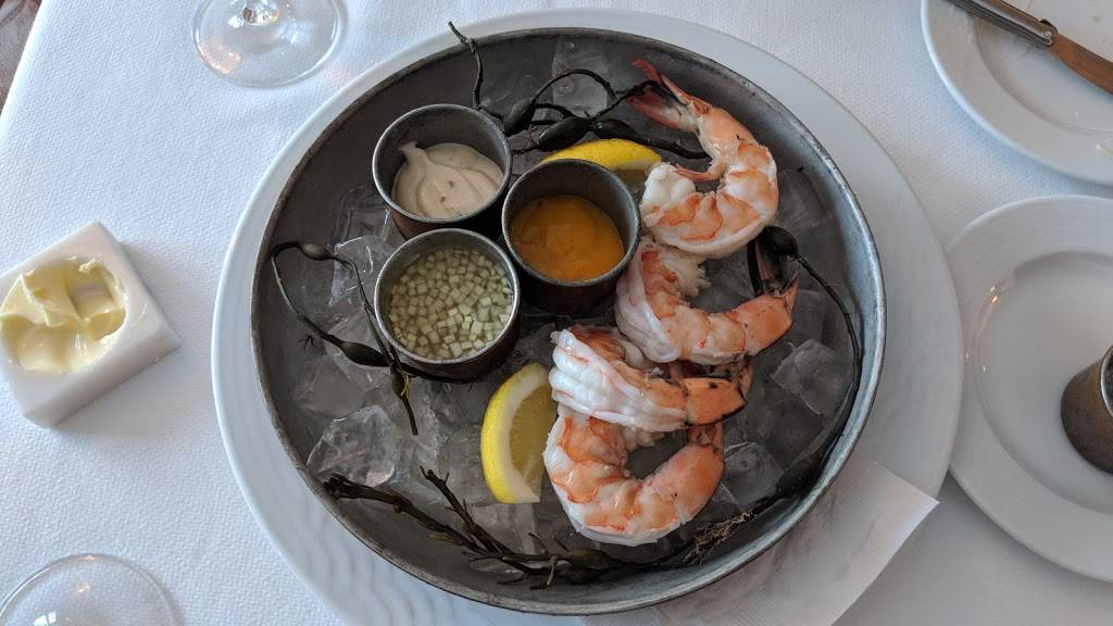 Sails Restaurant | restaurant | 301 5th Ave S, Naples, FL 34102, USA | 2393602000 OR +1 239-360-2000