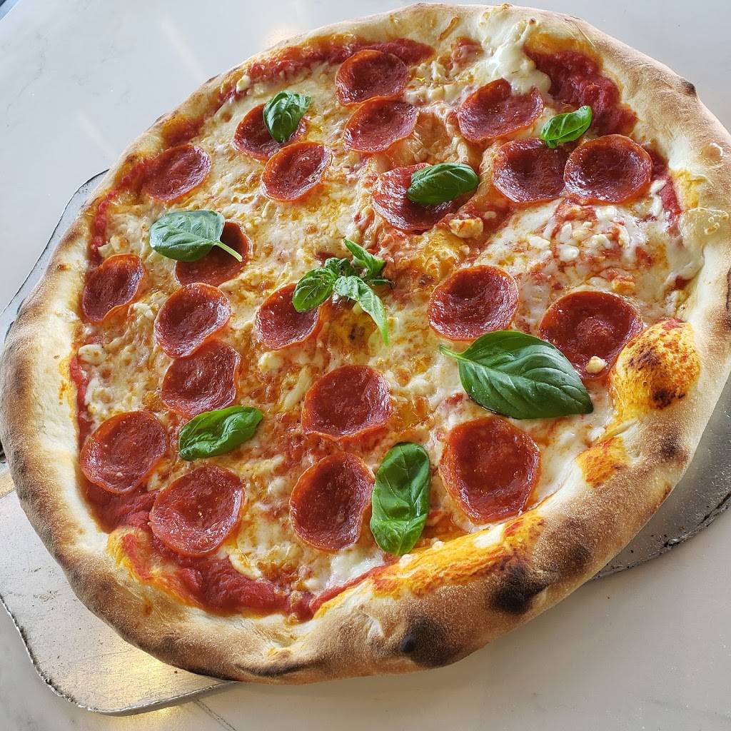 Suq Mediterranean Kitchen | restaurant | 2 Champagne Dr, North York, ON M3J 2C5, Canada | 4166618998 OR +1 416-661-8998