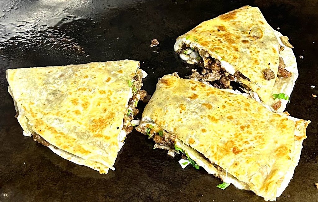 Tacos El Barbas | restaurant | N Clara St, Santa Ana, CA 92703, USA | 9496521264 OR +1 949-652-1264