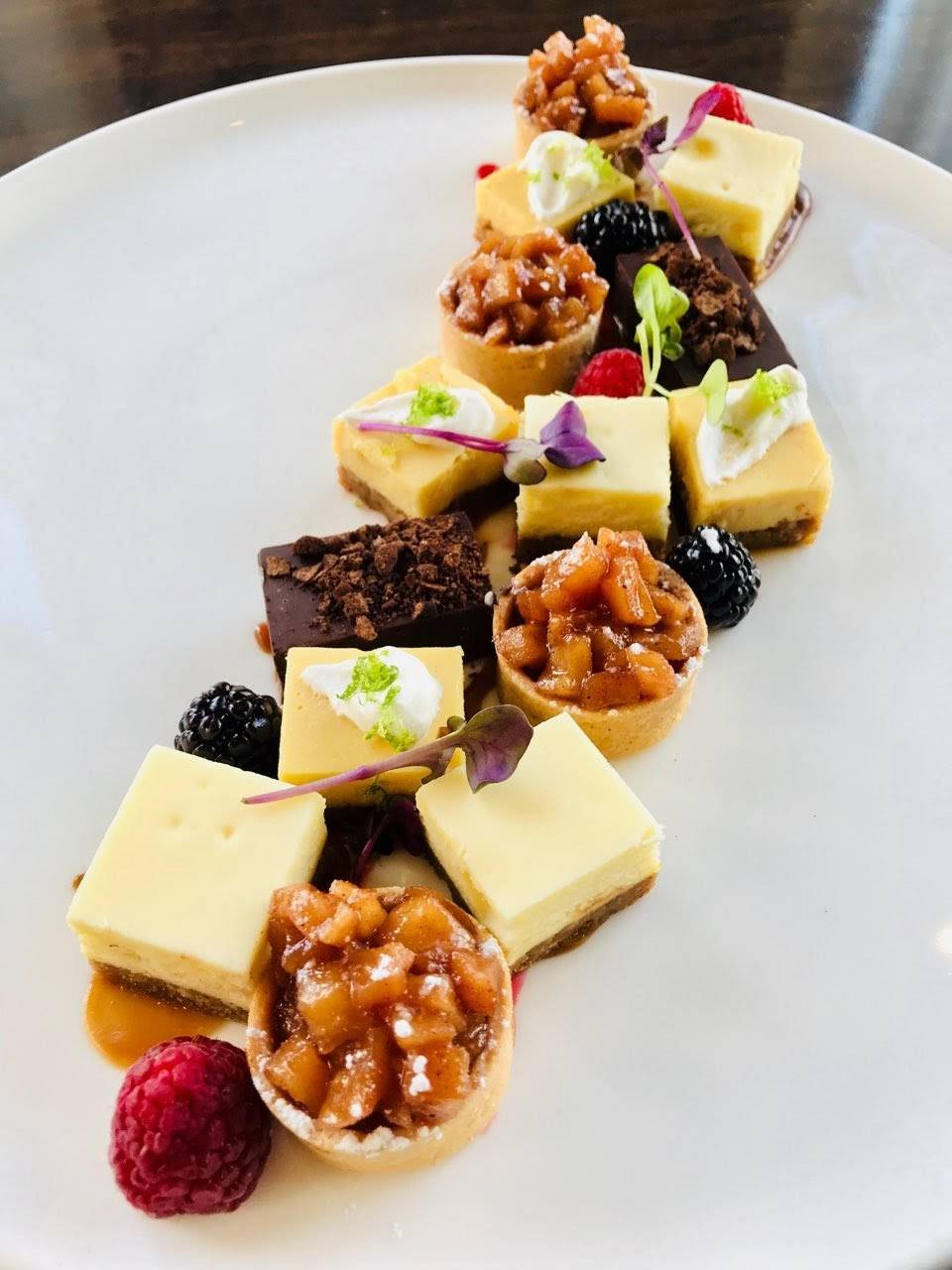 Haven | restaurant | 2 Main St, Edgewater, NJ 07020, USA | 2019431900 OR +1 201-943-1900