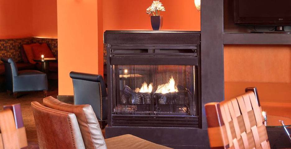 Circle Bistro | restaurant | 1 Washington Cir NW, Washington, DC 20037, USA | 2022935390 OR +1 202-293-5390