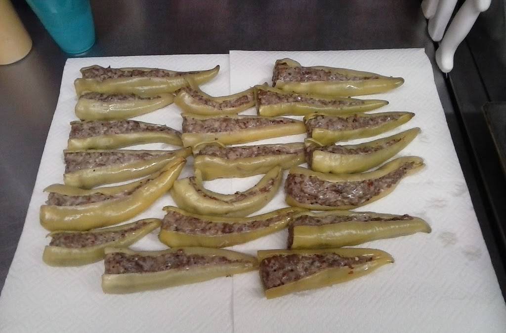 Magillas | restaurant | 3126, 255 S Four Mile Run Rd, Youngstown, OH 44515, USA | 3307993335 OR +1 330-799-3335