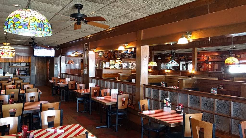 TGI Fridays | restaurant | 29 NE Interstate 410 Loop, San Antonio, TX 78216, USA | 2103773333 OR +1 210-377-3333