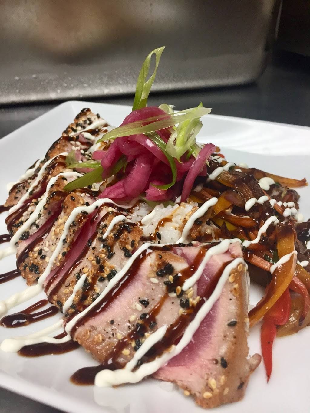 Riviera Bar and Grille | restaurant | 2150 Riverside Dr, Green Bay, WI 54301, USA | 9202462827 OR +1 920-246-2827