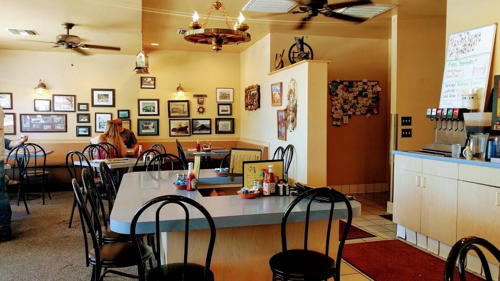 Morongo Valley Cafe | restaurant | 49780 Twentynine Palms Highway, Morongo Valley, CA 92256, USA | 7603636939 OR +1 760-363-6939