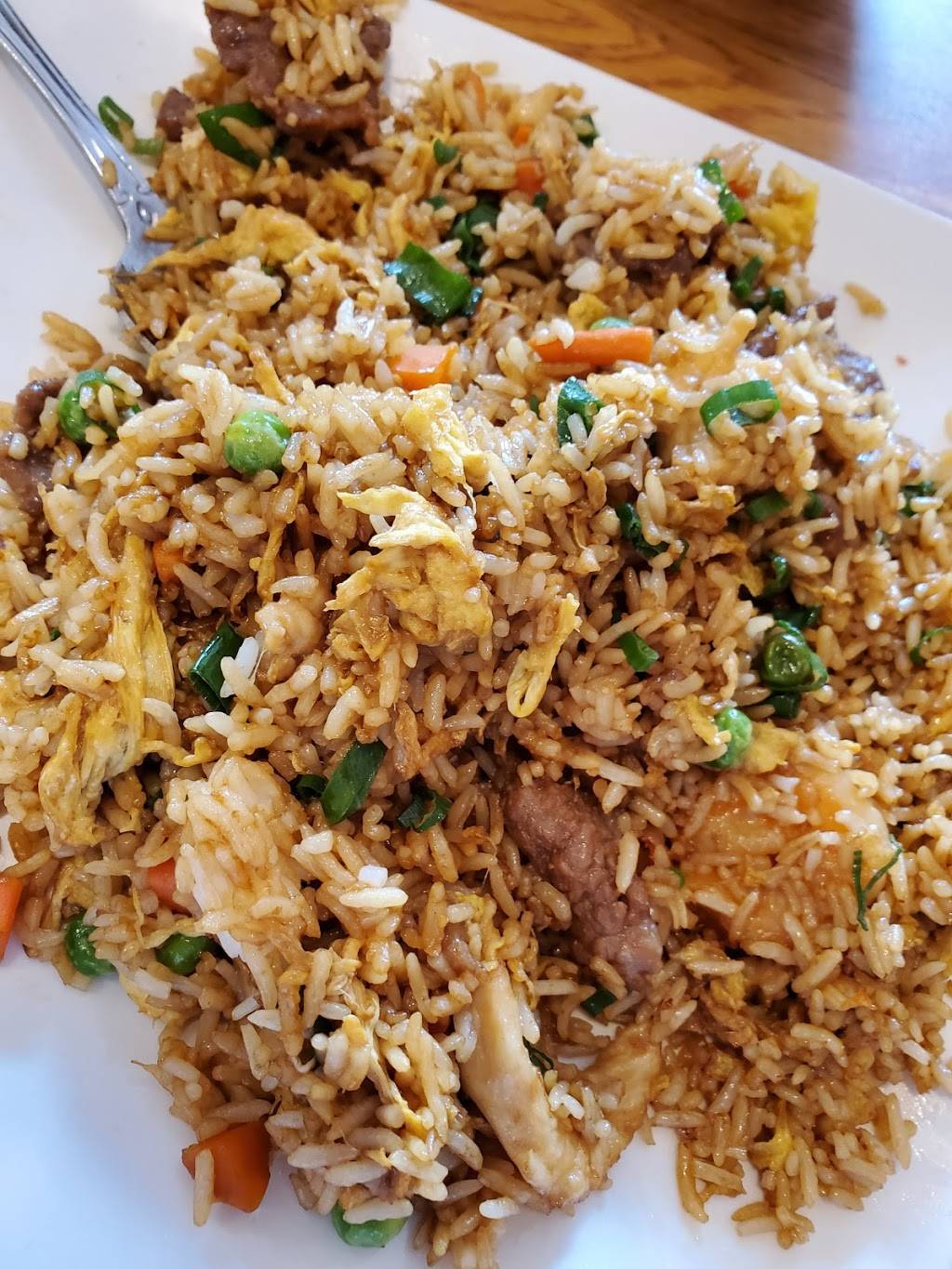 Yang’s Kitchen | restaurant | 6920 Coal Creek Pkwy SE #10, Newcastle, WA 98059, USA | 4257462230 OR +1 425-746-2230