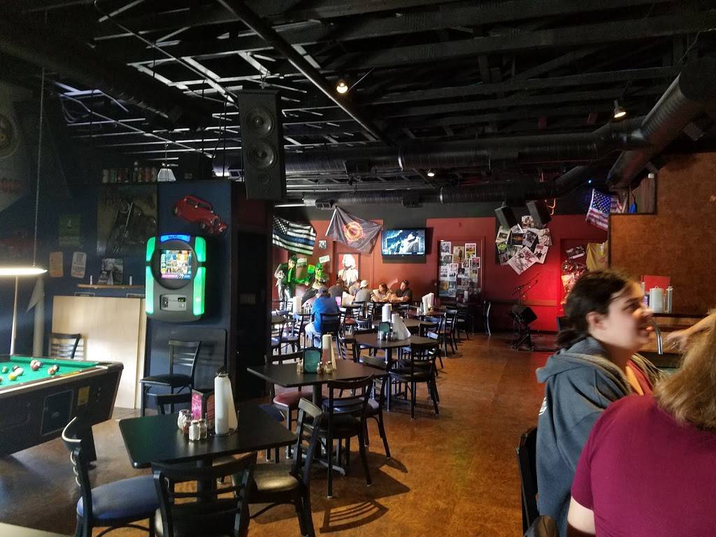 The Blue Grasshopper Pizza | restaurant | NW, 6361 Riverside Plaza Ln, Albuquerque, NM 87120, USA | 5055822504 OR +1 505-582-2504