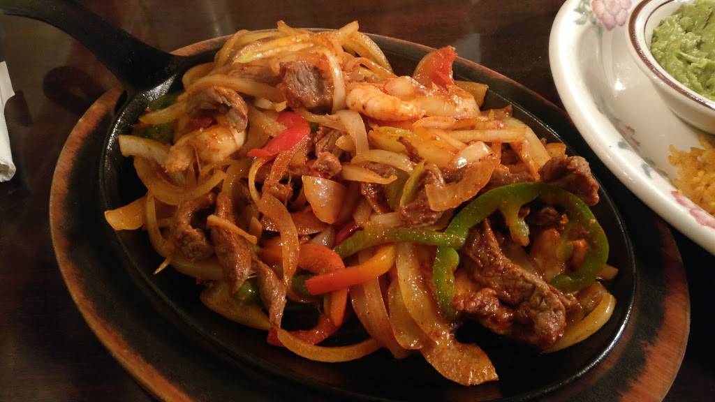 Cazador | restaurant | 103 NE Delaware Ave, Ankeny, IA 50021, USA | 5159630486 OR +1 515-963-0486