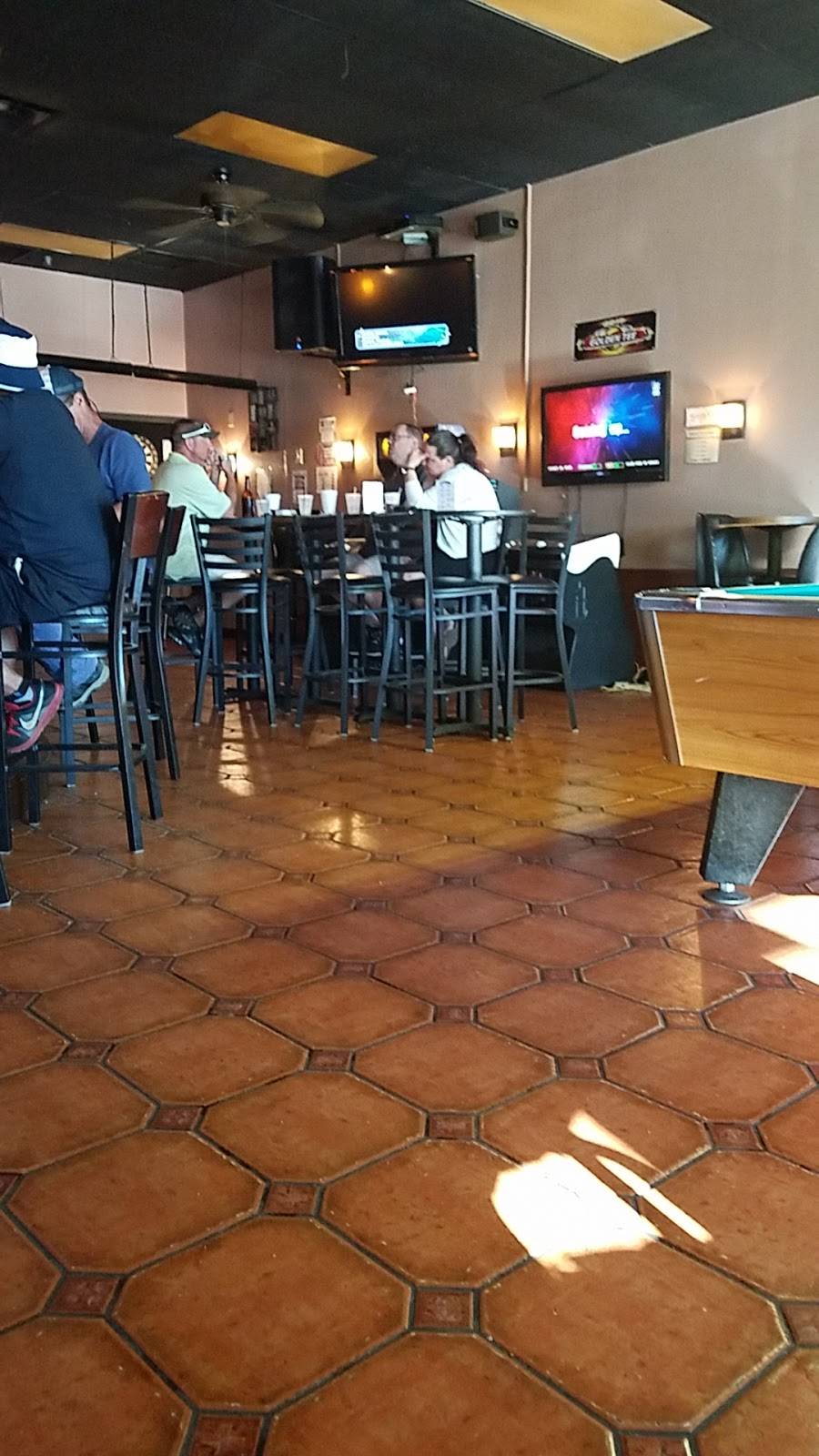 GGz Food & Spirits | restaurant | 645 SE Main St, Simpsonville, SC 29681, USA | 8649674100 OR +1 864-967-4100