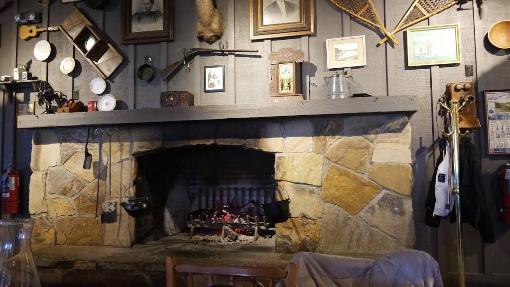 Cracker Barrel Old Country Store | restaurant | 5205 Detroit Rd, Sheffield Lake, OH 44054, USA | 4409347777 OR +1 440-934-7777