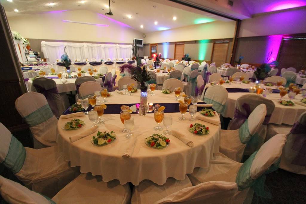 Hilltop Restaurant and Herb Garden | restaurant | 235 Chain-O-Lakes Resort, Cleveland, TX 77327, USA | 8323974008 OR +1 832-397-4008