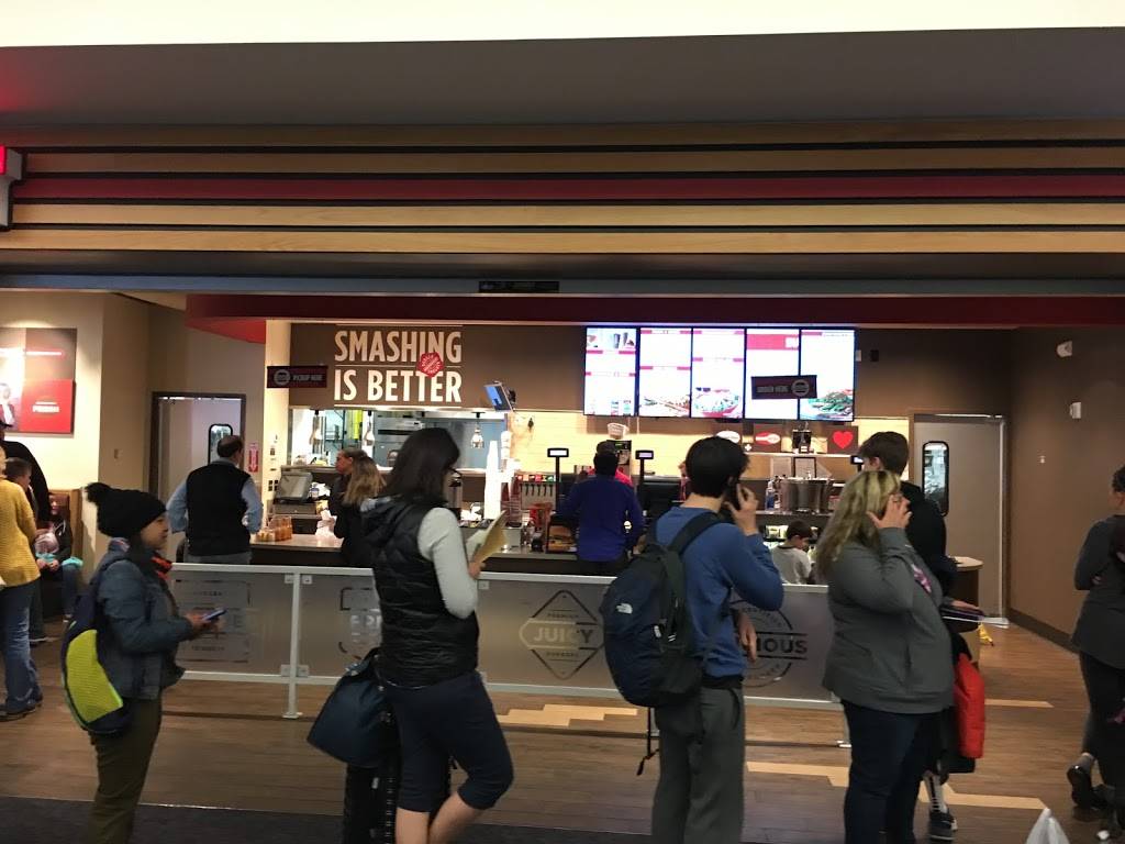 Smashburger | restaurant | 2939 Terminal Dr Cincinnati Northern Kentucky Intl Airport, Concourse A, Burlington, KY 41005, USA | 8597671059 OR +1 859-767-1059