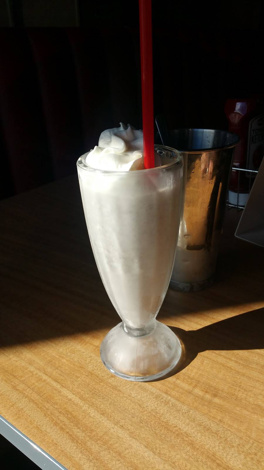 Smashburger | restaurant | 1590 Boston Post Rd, Milford, CT 06460, USA | 2039516630 OR +1 203-951-6630