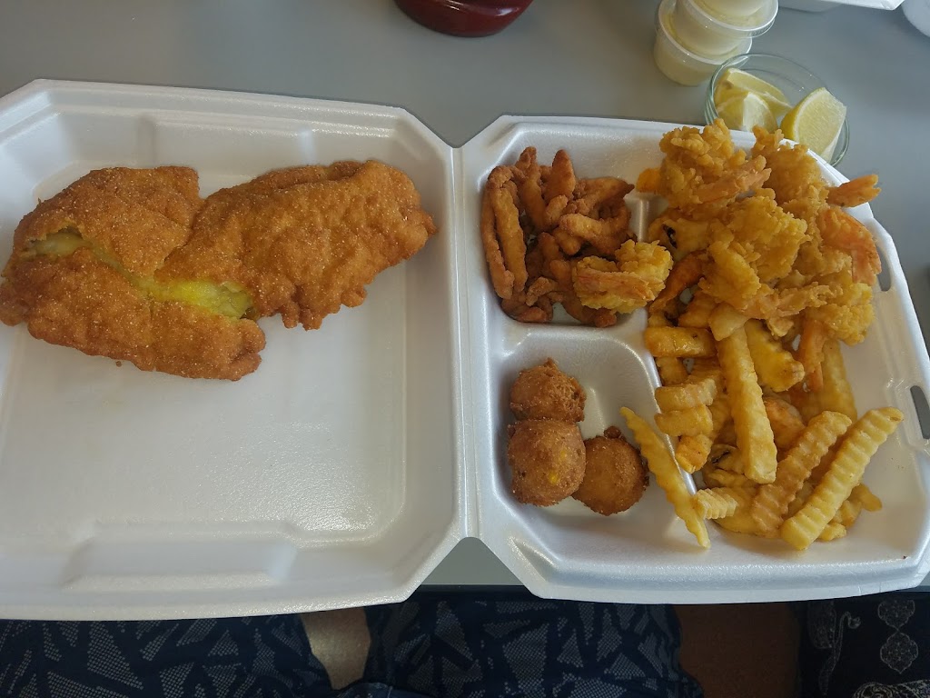 Red Snapper | restaurant | 5023 Crawfordville Rd # 5, Tallahassee, FL 32305, USA | 8509420043 OR +1 850-942-0043