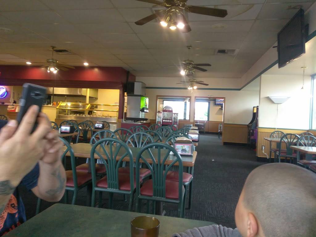 Round Table Pizza | meal delivery | 888 Alamo Dr, Vacaville, CA 95688, USA | 7074468111 OR +1 707-446-8111