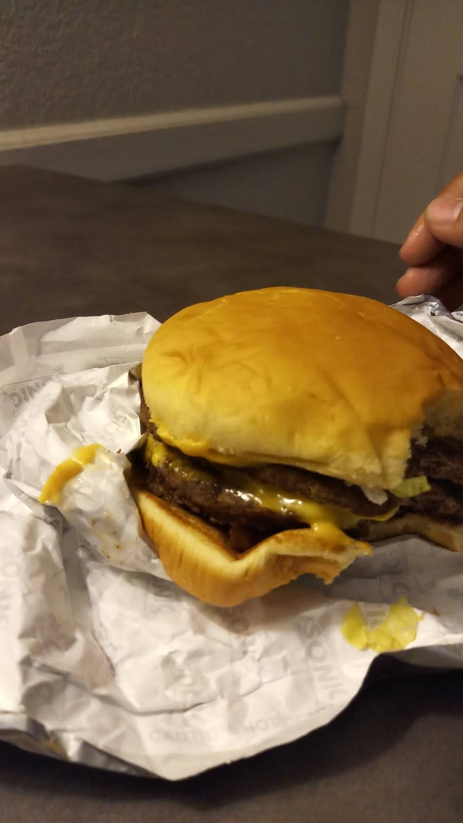 Sonic Drive-In | restaurant | 3095 Harbor Blvd, Costa Mesa, CA 92626, USA | 7144450144 OR +1 714-445-0144