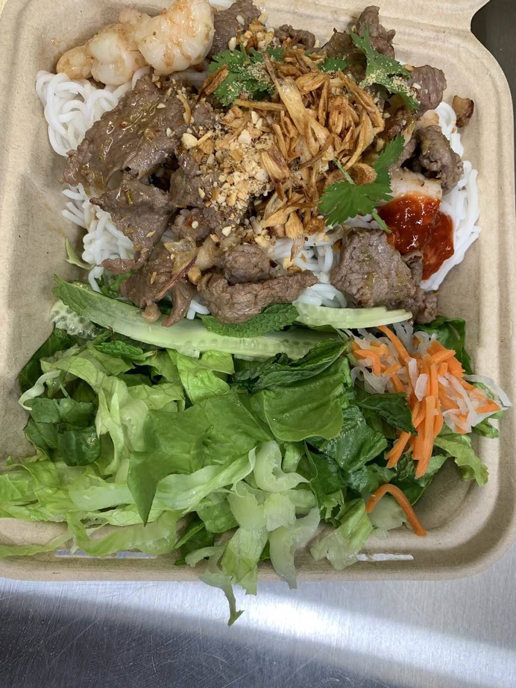 Saigon Café | restaurant | 548 E Cotati Ave, Cotati, CA 94931, USA | 7076645925 OR +1 707-664-5925