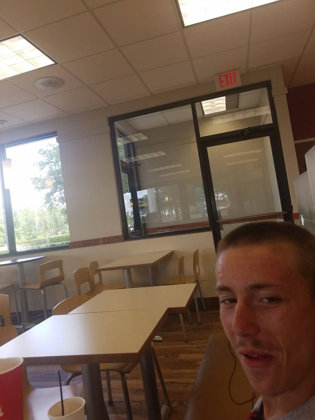 Wendys | restaurant | 2710 FL-16, St. Augustine, FL 32085, USA | 9048260836 OR +1 904-826-0836