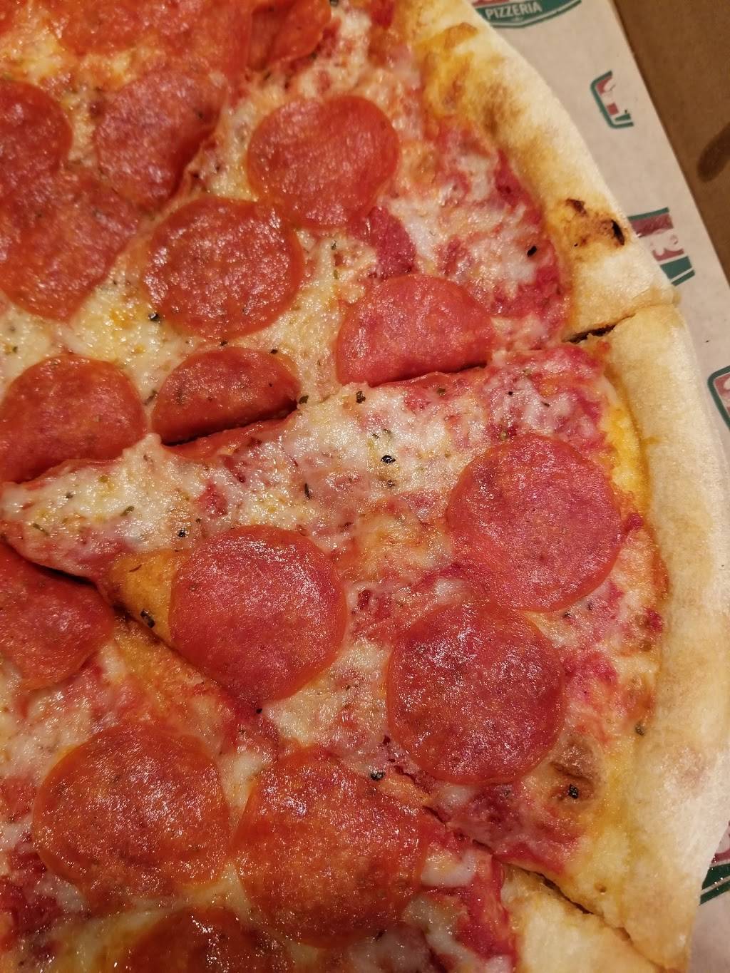 Papa Ginos | restaurant | 685 Merrill Rd, Pittsfield, MA 01201, USA | 4134455307 OR +1 413-445-5307