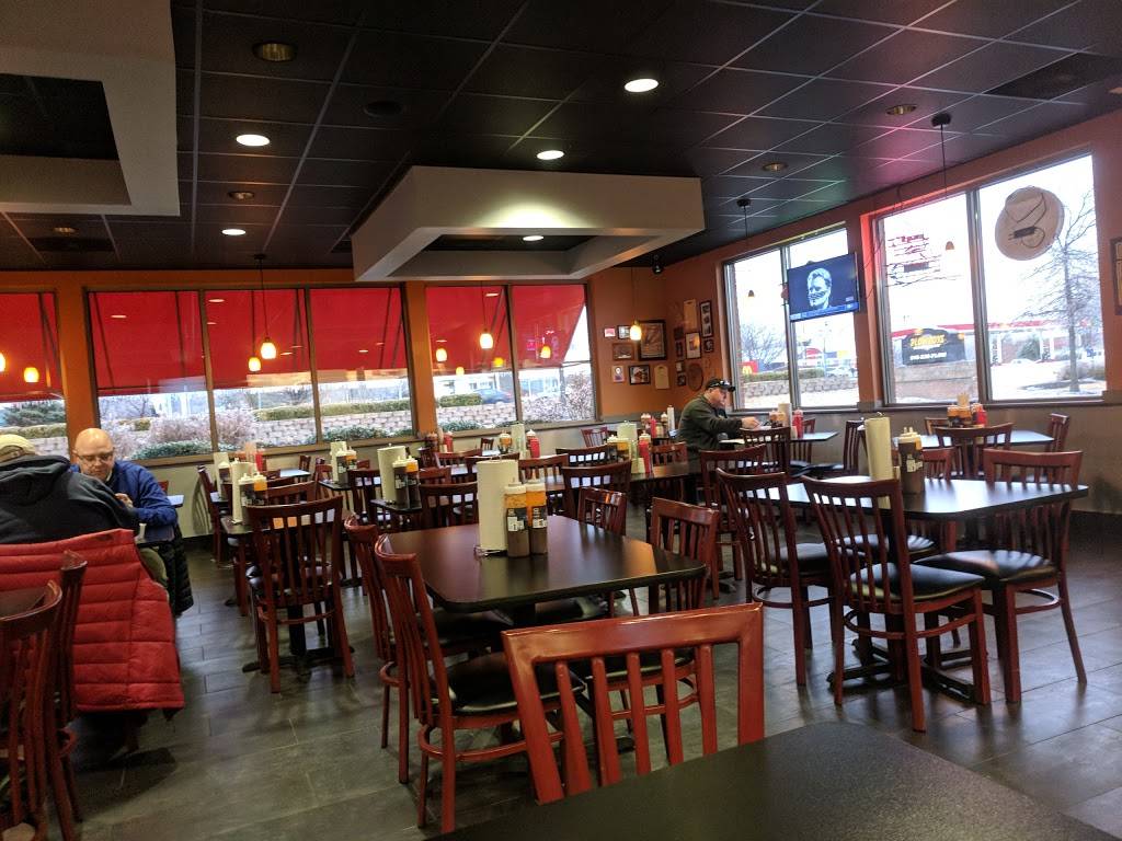 Plowboys BBQ | restaurant | 3111 S, MO-7, Blue Springs, MO 64015, USA | 8162287569 OR +1 816-228-7569