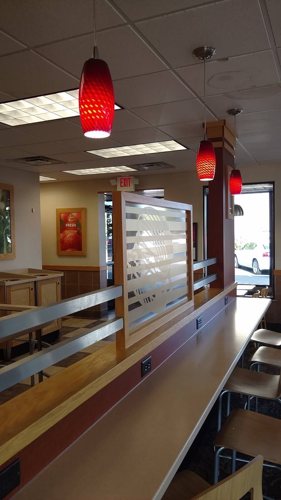 Wendys | restaurant | 1344 Walton Blvd, Rochester Hills, MI 48309, USA | 2486560839 OR +1 248-656-0839