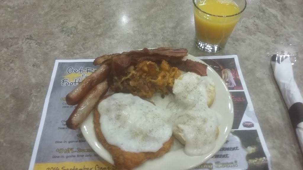 Edgewater Grille | restaurant | 3001 Winegard Dr, Burlington, IA 52601, USA | 3197532946 OR +1 319-753-2946