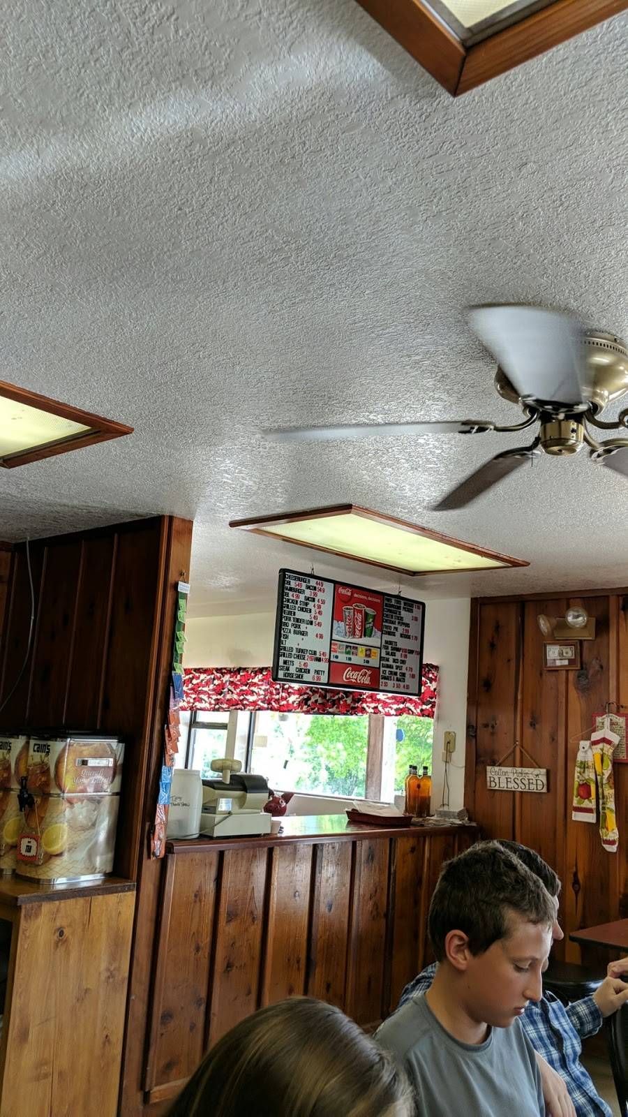 Timbo Dairy Bar | restaurant | 6986 AR-66, Timbo, AR 72680, USA | 8707464733 OR +1 870-746-4733