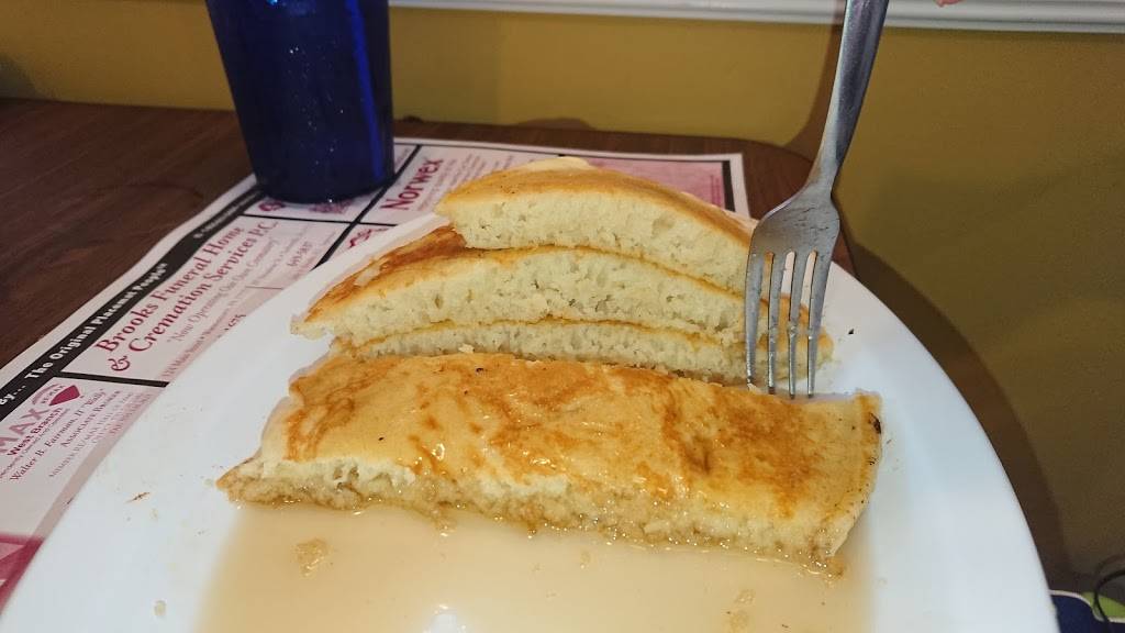 D & D Family Restaurants | restaurant | 219 Main St, Watsontown, PA 17777, USA | 5705381181 OR +1 570-538-1181