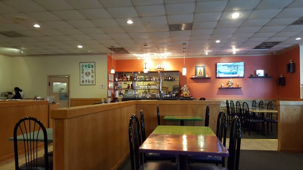 Tarntip Thai Cuisine | restaurant | 507 Jefferson Davis Hwy, Fredericksburg, VA 22401, USA | 5408990668 OR +1 540-899-0668