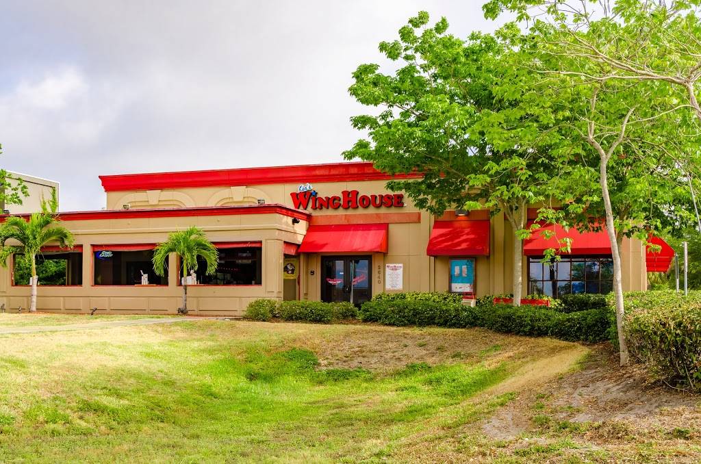 The WingHouse of Clearwater | restaurant | 2640 Gulf to Bay Blvd, Clearwater, FL 33759, USA | 7277249464 OR +1 727-724-9464
