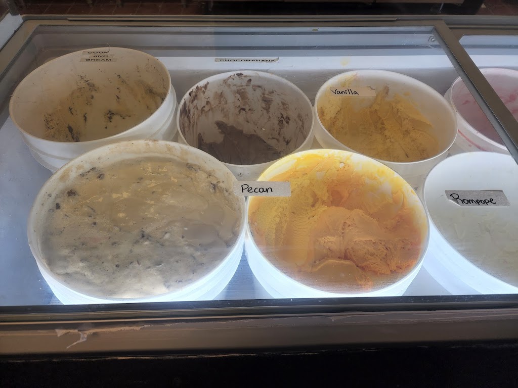 Munchies Bar | meal takeaway | 785 N Reed Ave, Reedley, CA 93654, USA | 5597437764 OR +1 559-743-7764