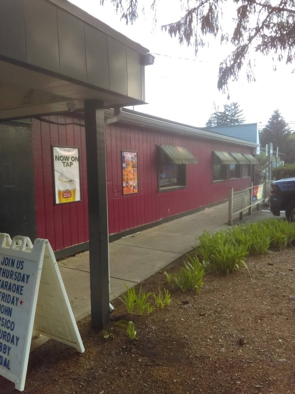 Chips Place | restaurant | 715 S Chipman St, Owosso, MI 48867, USA | 9897256868 OR +1 989-725-6868