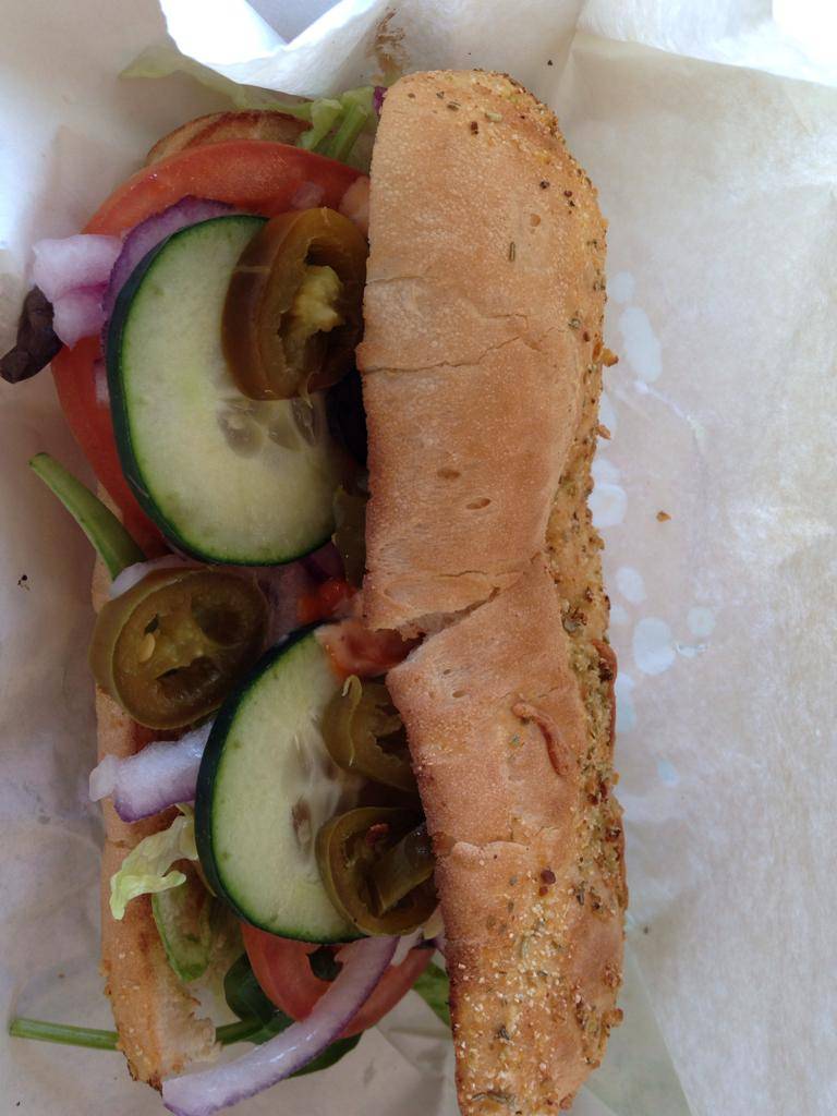 Subway Restaurants | restaurant | Farmers Branch Shopping Center, 12895 Josey Ln #104, Farmers Branch, TX 75234, USA | 9724844922 OR +1 972-484-4922