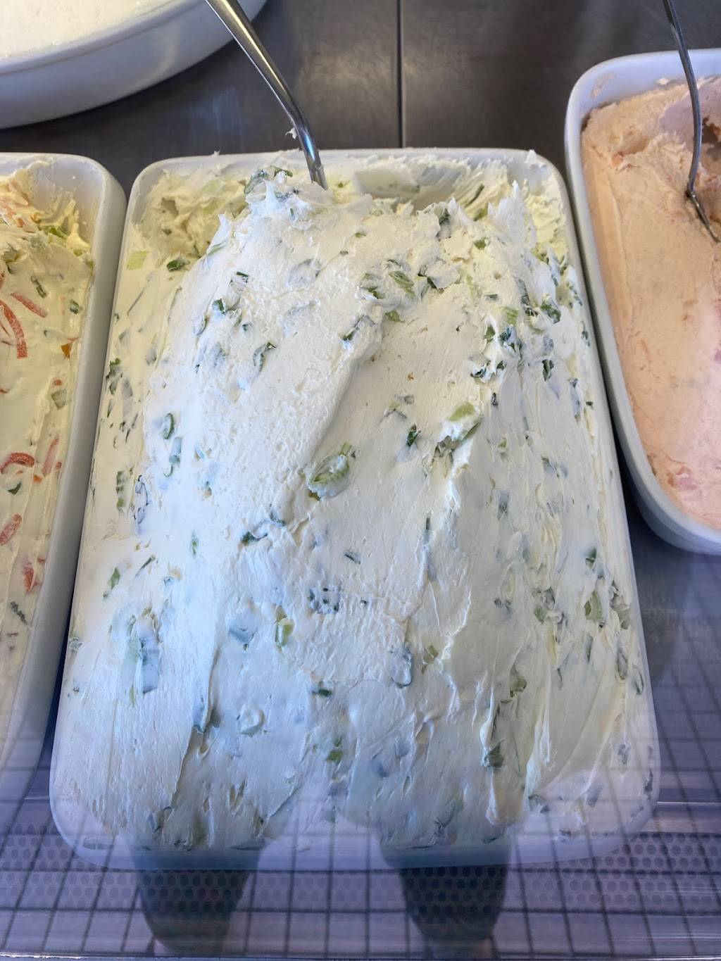 VR Bagelicious | bakery | 6401 108th St, Queens, NY 11375, USA | 7184593596 OR +1 718-459-3596