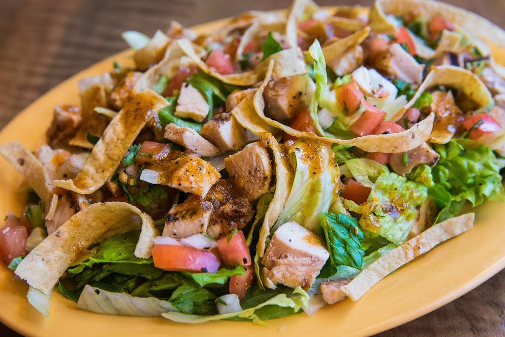 Grillys Restaurant | restaurant | 1 Bolinas Rd, Fairfax, CA 94930, USA | 4154576171 OR +1 415-457-6171